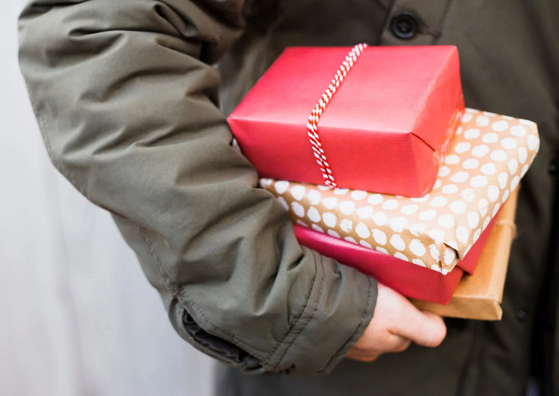 How to Send Anonymous Gifts